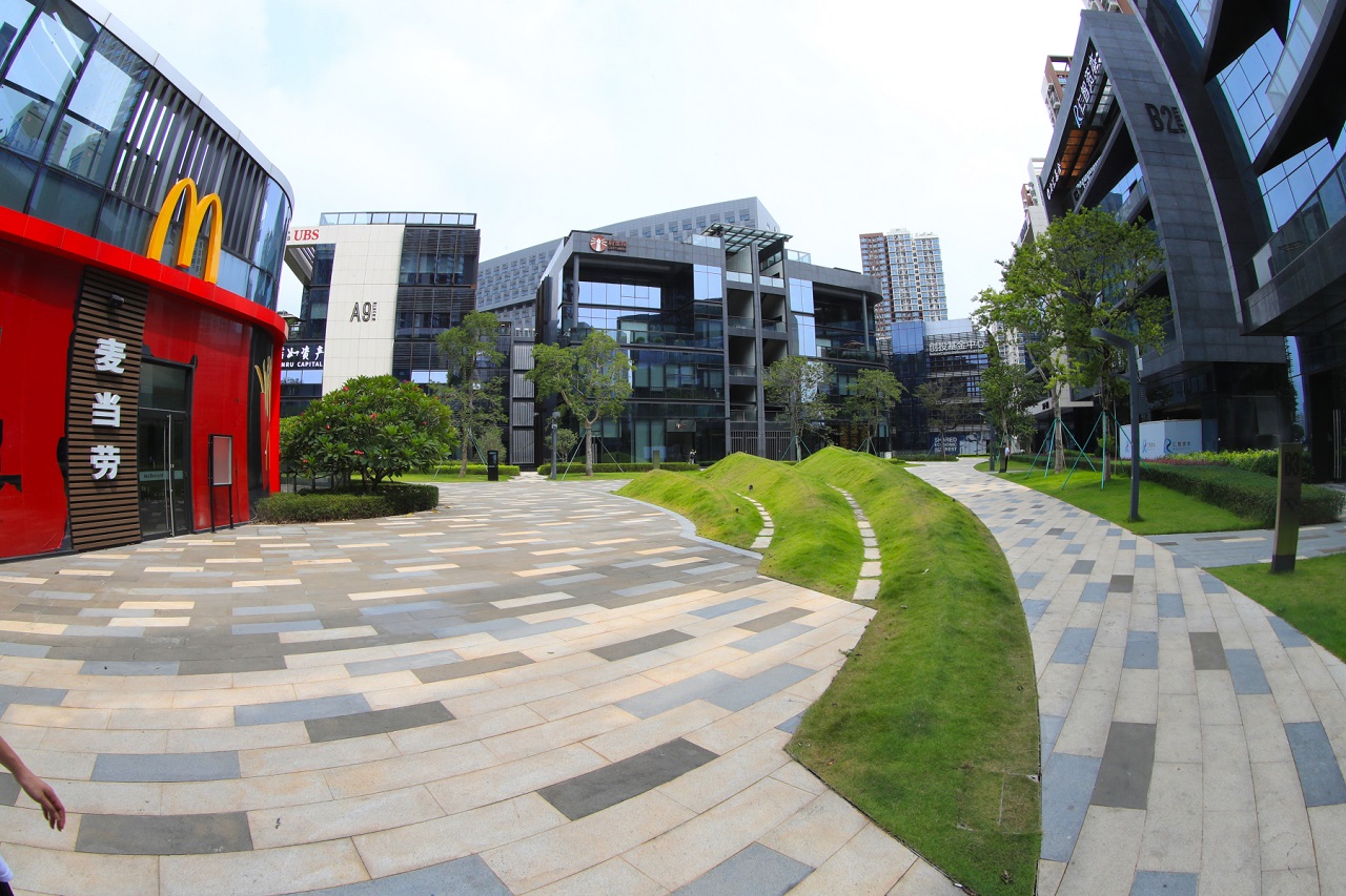 率先建成投入使用的 深港基金小镇B79I8233.jpg