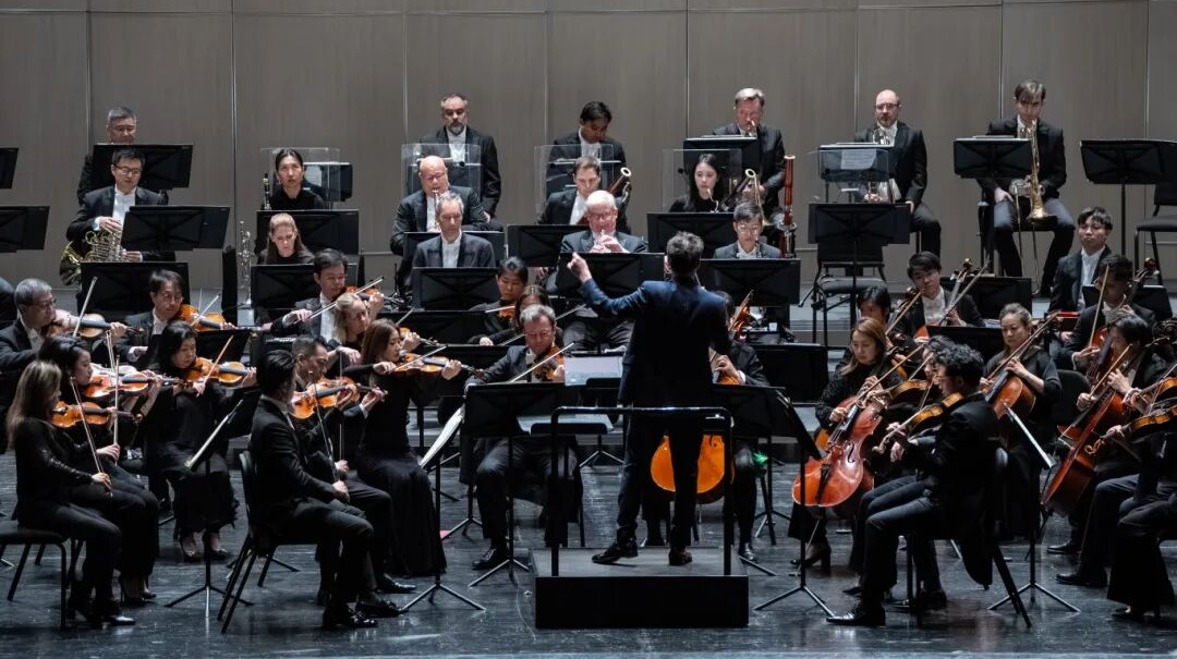 海关“新18条”便利深港文艺交流，香港管弦乐团前海首秀