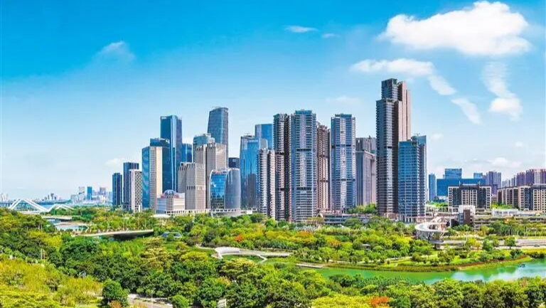 经济日报头版头条：前海新图